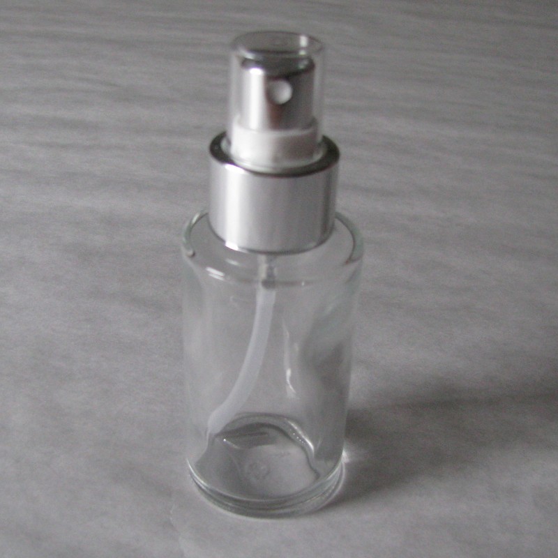 Steklenička Minerva 50 ml s srebrno pumpico