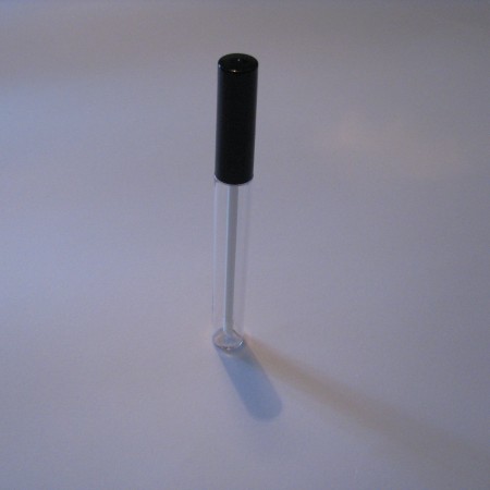Lip Gloss 10 ml s črnim pokrovčkom
